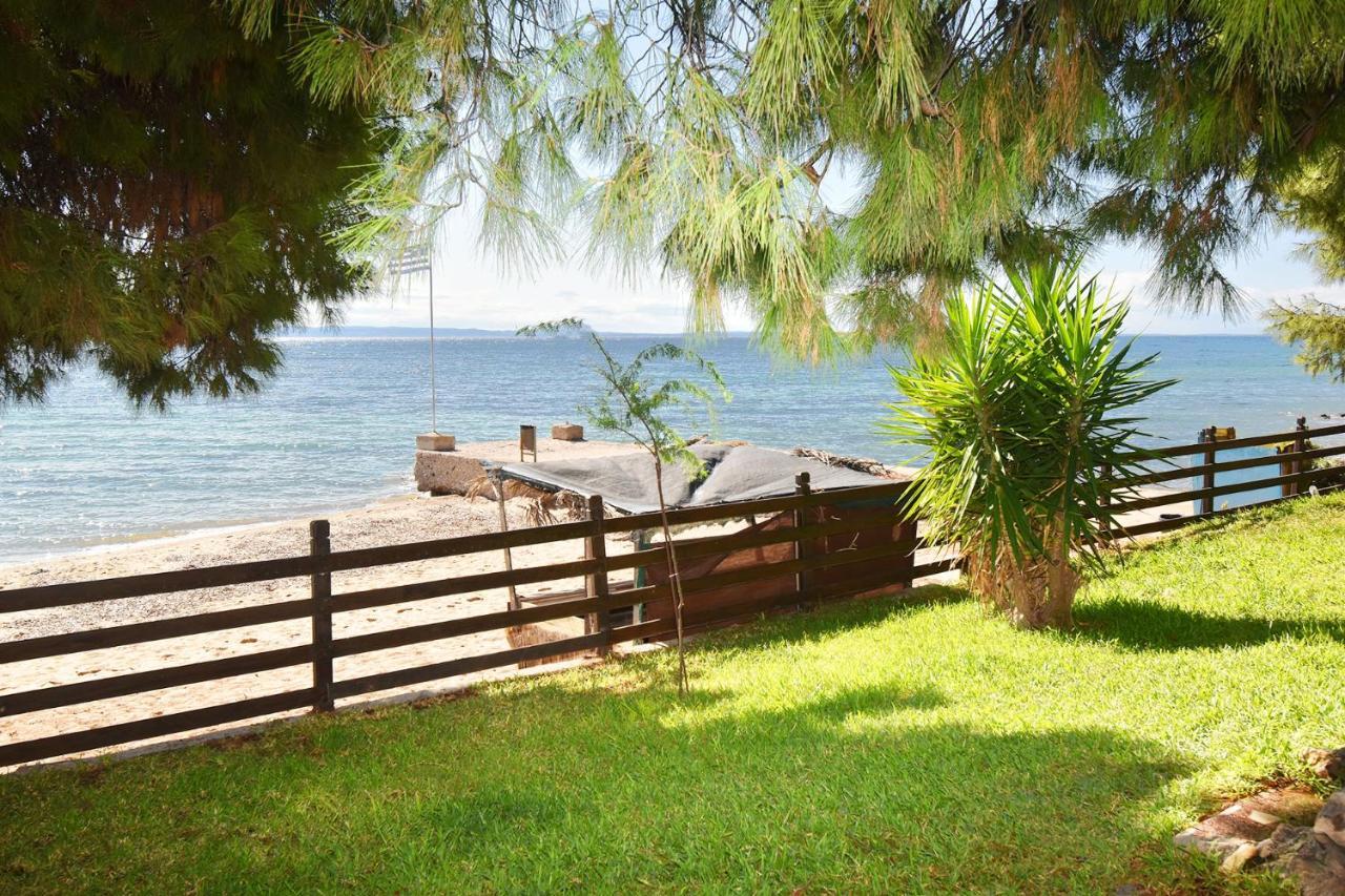 Barlee Beach Front House, Metamorfosi Exterior foto